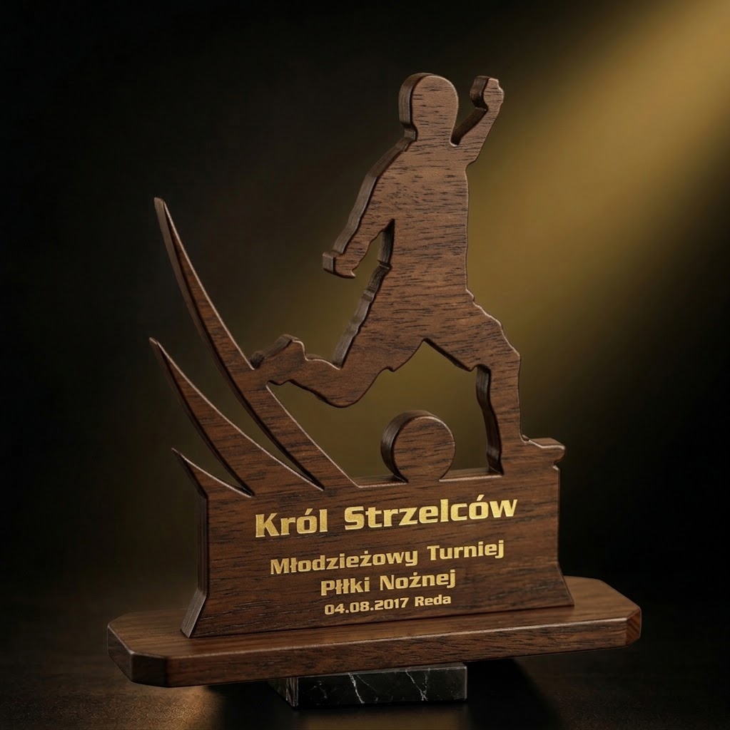 STATUETKI DREWNIANE